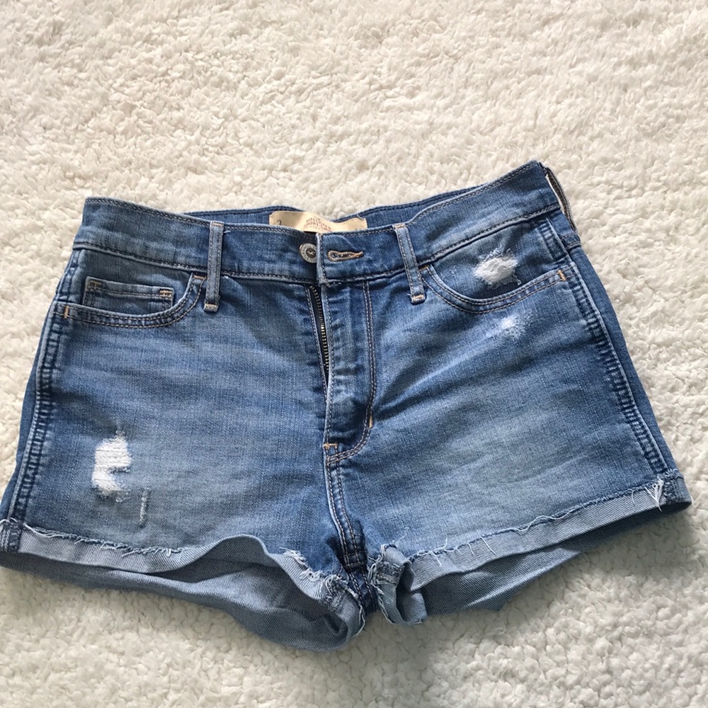 Womens hollister high rise jean shorts size 3